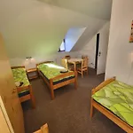Na Hradecku 招待所 Třeboň