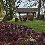 Na Hradecku Pensjonat Trzeboń