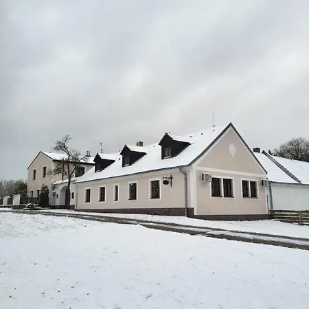 Na Hradecku *